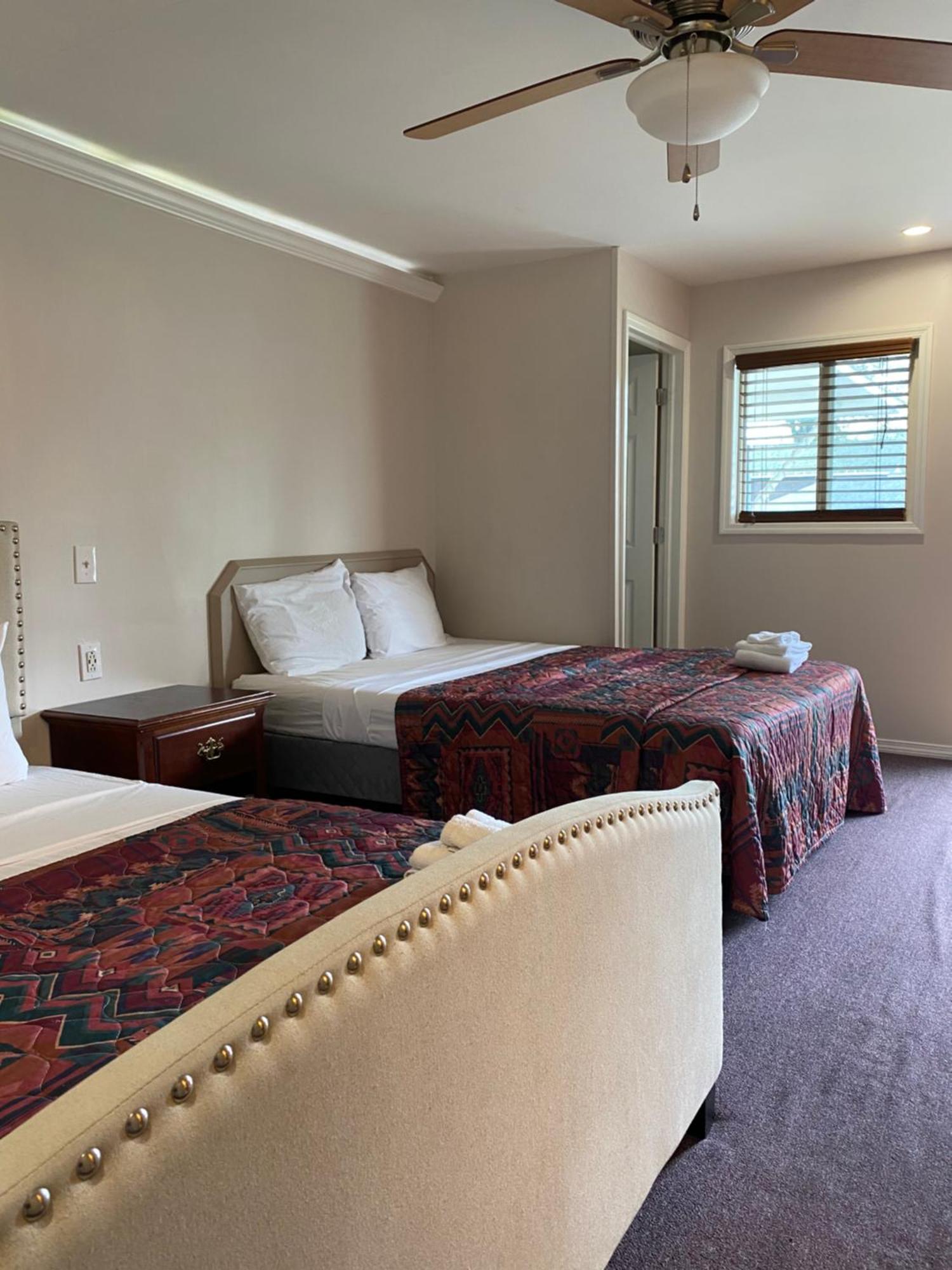 Barberry Court Motel &Cabins Lake George Rom bilde