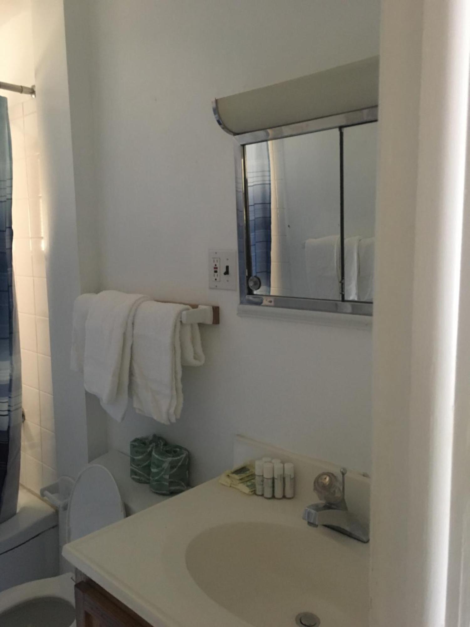 Barberry Court Motel &Cabins Lake George Rom bilde